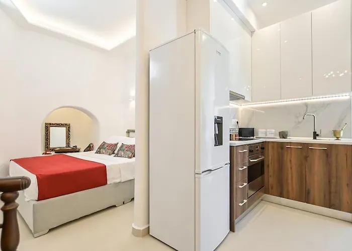 Smaragdi Boutique Old Town Naxos Naxos City