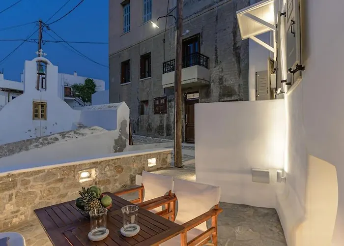 Smaragdi Boutique Old Town Naxos Naxos City